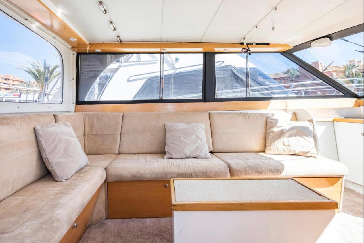 Barco Americano Sotogrande トレグアディアロ エクステリア 写真